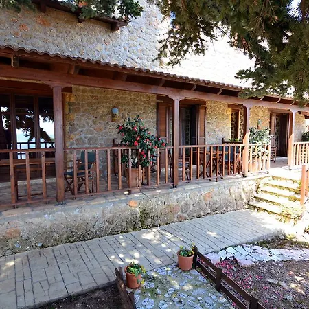 Filiantra Suites 3* Kato Pitsa