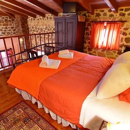 Πανσιόν Filiantra Suites